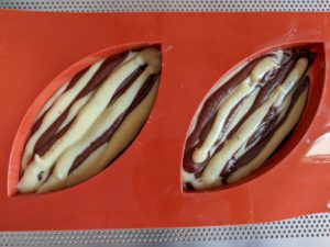 Bûche Praliné Chocolat Croustillant Nutella - Lilie Bakery